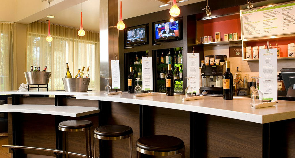 Отель Courtyard Sacramento Airport Natomas Экстерьер фото